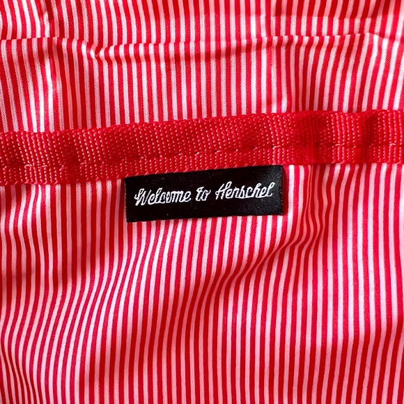 NWOT Herschel Supply Co.LIMITED EDITION Coral Red Sixteen Single-Pocket Belt Bag - Picture 15 of 16